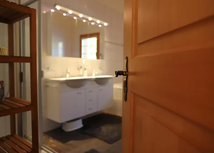 Excellent Flat With A Fantastic View Of The Eiger! جريندلوالد